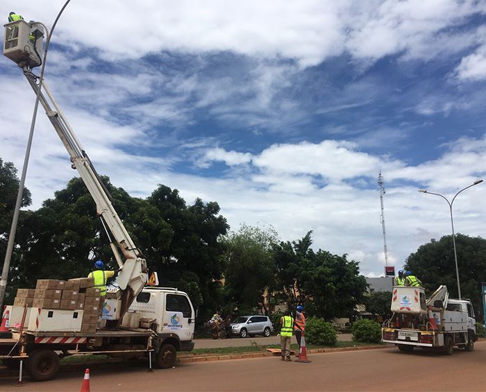 LED street light hian boruak bawlhhlawh a thlen dawn lo 左蓉-宣盟-7组