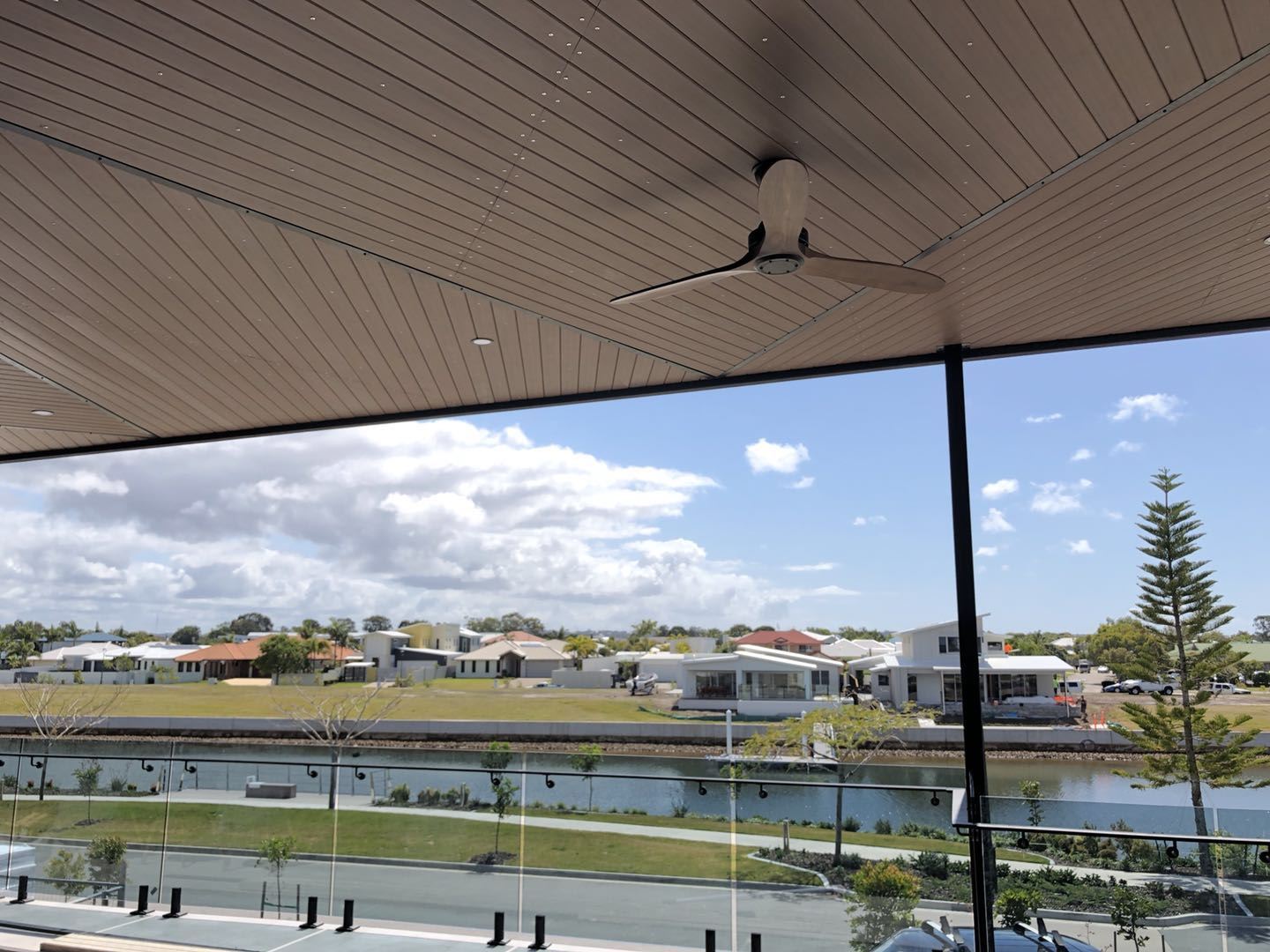 A rilru a buai em em a, a rilru a hah em em bawk a.